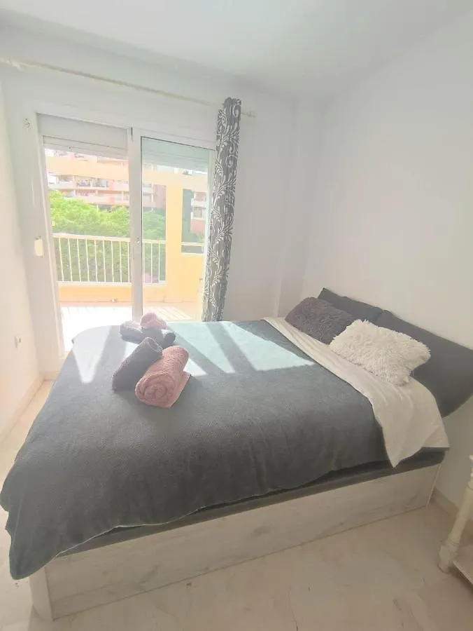 Apartamentos Jowi - Piso Amplio Y Familiar Benalmádena