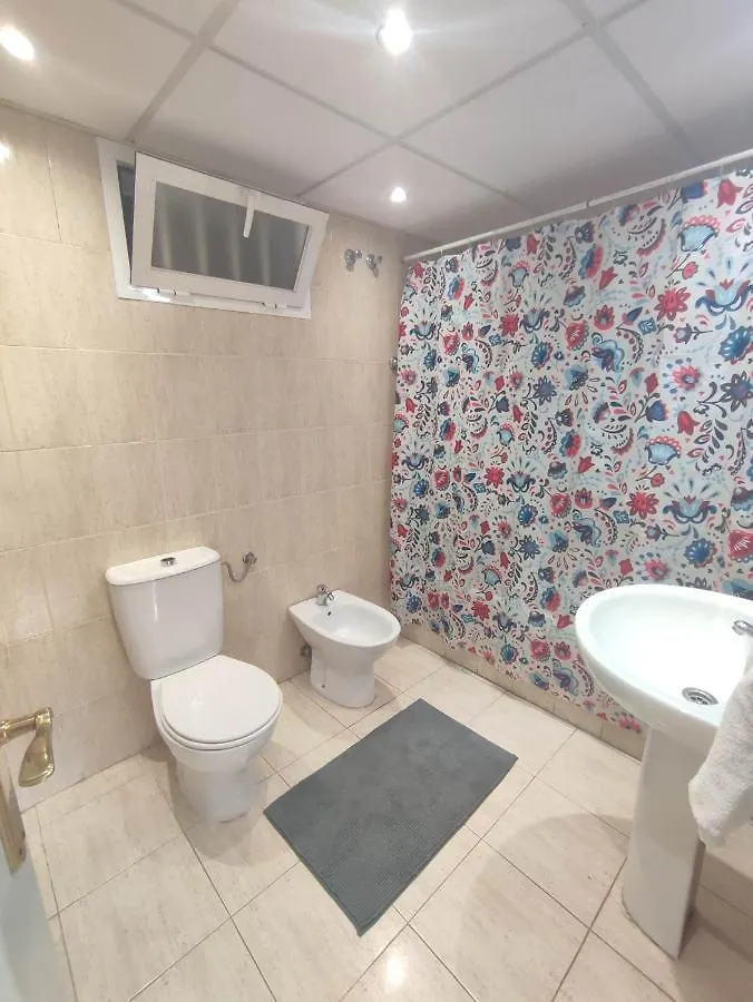 Apartamentos Jowi - Piso Amplio Y Familiar Benalmádena 0*,